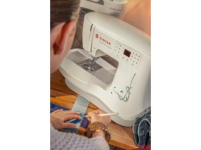 Šicí stroj Singer Featherweight C240