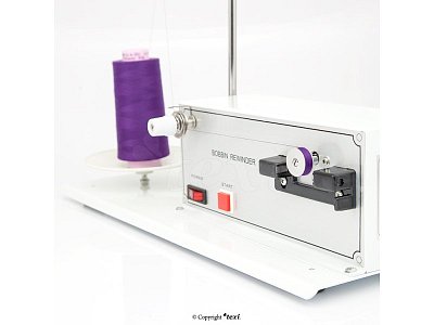 Průmyslový vyšívací stroj TEXI 1501 XL TS PREMIUM s čepicovým rámečkem a stojanem